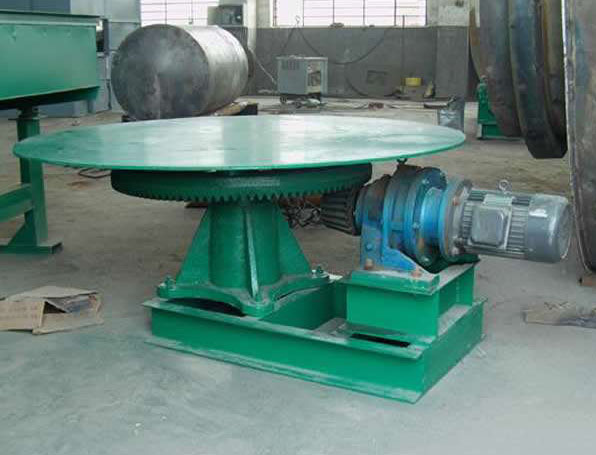 DK式齒輪帶動圓盤給料機(jī)