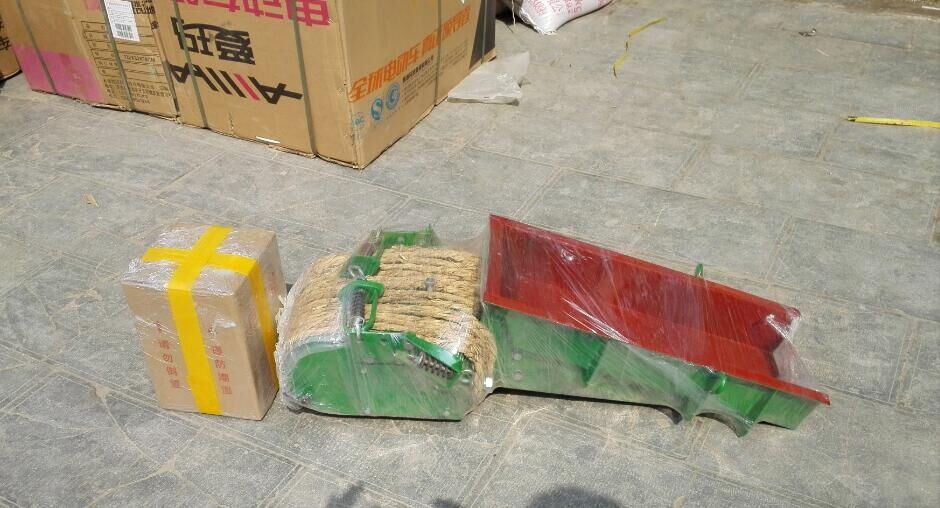 怎樣解決GZ電磁振動給料機銜鐵結(jié)構(gòu)焊口開縫故障？